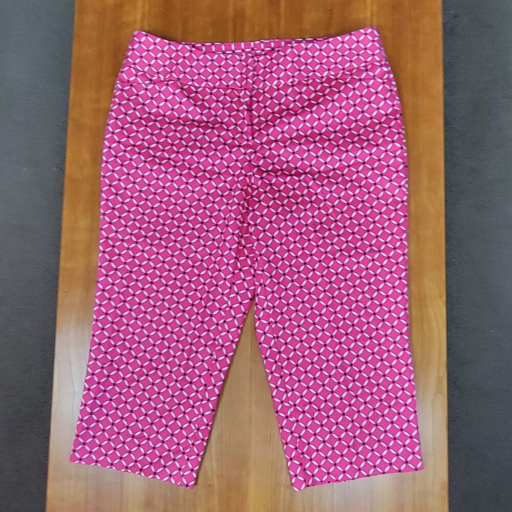 NWOT Worthington Hot Pink Black White Geometric Print Capri Pants - 10 - Picture 7 of 14